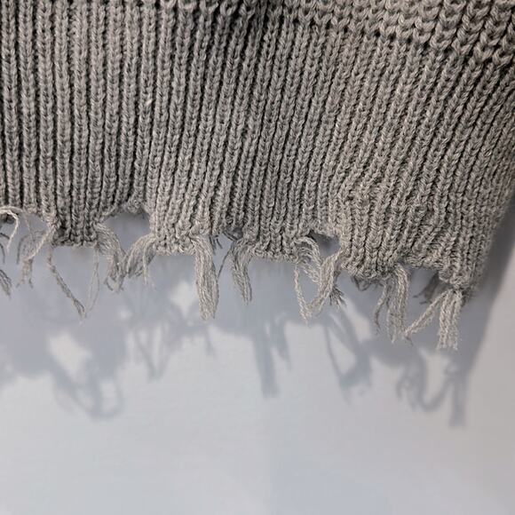 Moon & Madison Beige White Gray Striped Distressed Sweater Cut out Back Size L - Picture 2 of 6